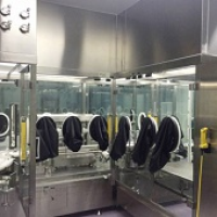 液槽密封层流罩在洁净行业中的应用和优势有什么？